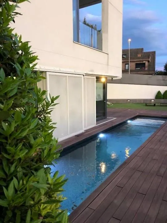 Villa Sunset Barcelona Diseno Vista Impresionante Alta Capacidad Para Disfrutar En Familia Y Amigos Испания